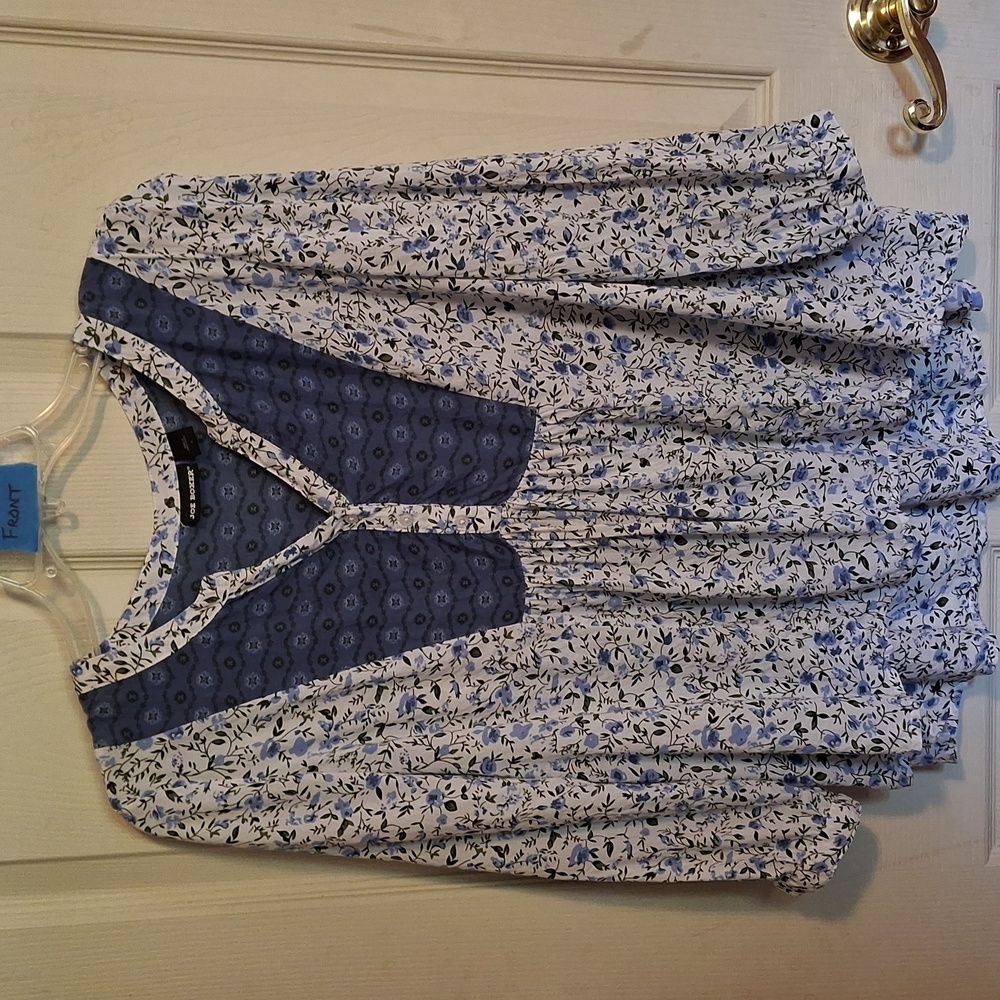 Joe Boxer Blue and White Floral Top